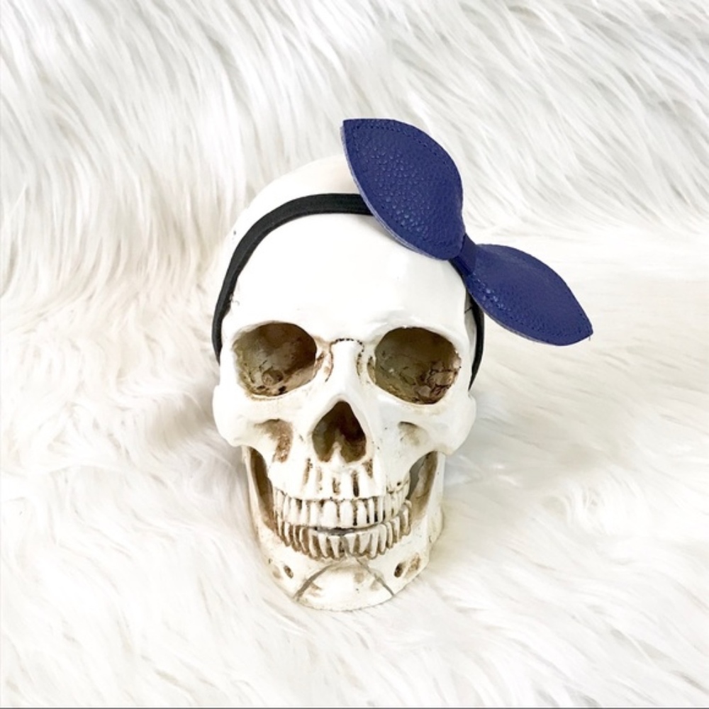Bohemian indigo bendable PU leather leaf headband - Picture 2 of 7